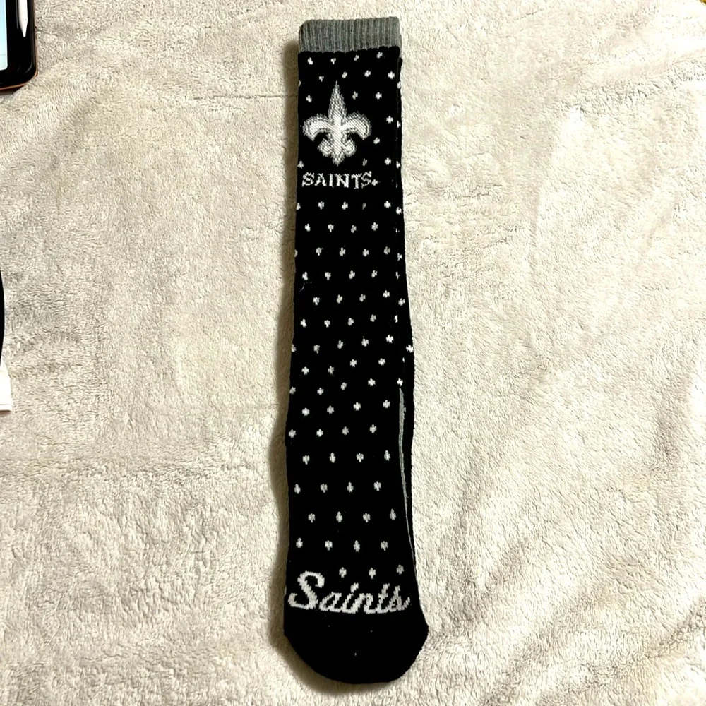 SAINTS Women’s Warm Long Tall Socks. Size 6-9. From NFL store. NWOT.